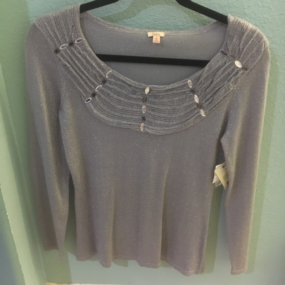Reba brand S Valentina Sweater Light Grey  NWT